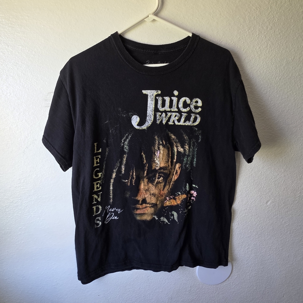 Juice WRLD Black Graphic Tee - Men's Short Sleeve
